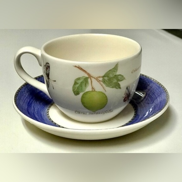 Vintage WEDGWOOD SARAH’S GARDEN England 1759 Queens Ware Teacup and Saucer - Picture 5 of 8